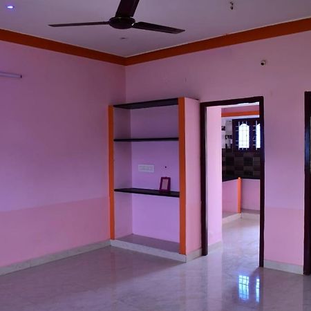 Apartmán Ramana Maharshi Gaestehaus Tiruvannāmalai Exteriér fotografie